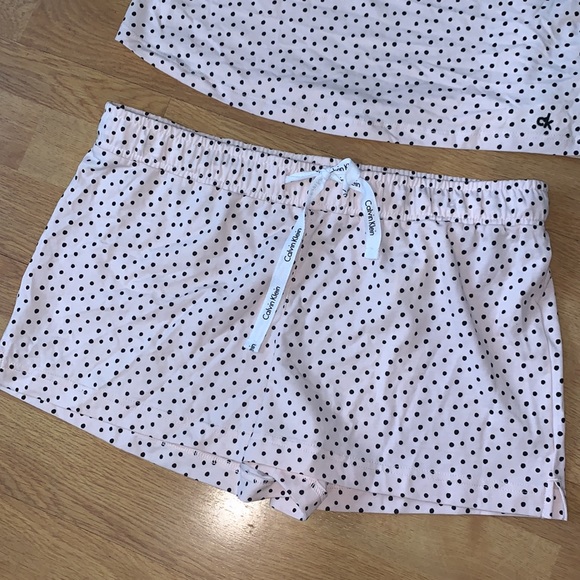 NWT Calvin Klein 2-Piece Pajama Set (Polka Dot Print), Medium, Light Pink - Picture 2 of 9